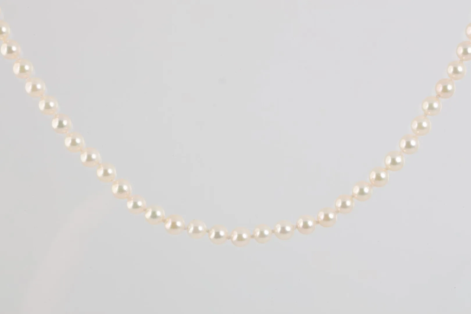 16.5" 14k Yellow Gold Pearl Necklace (14.62g.)