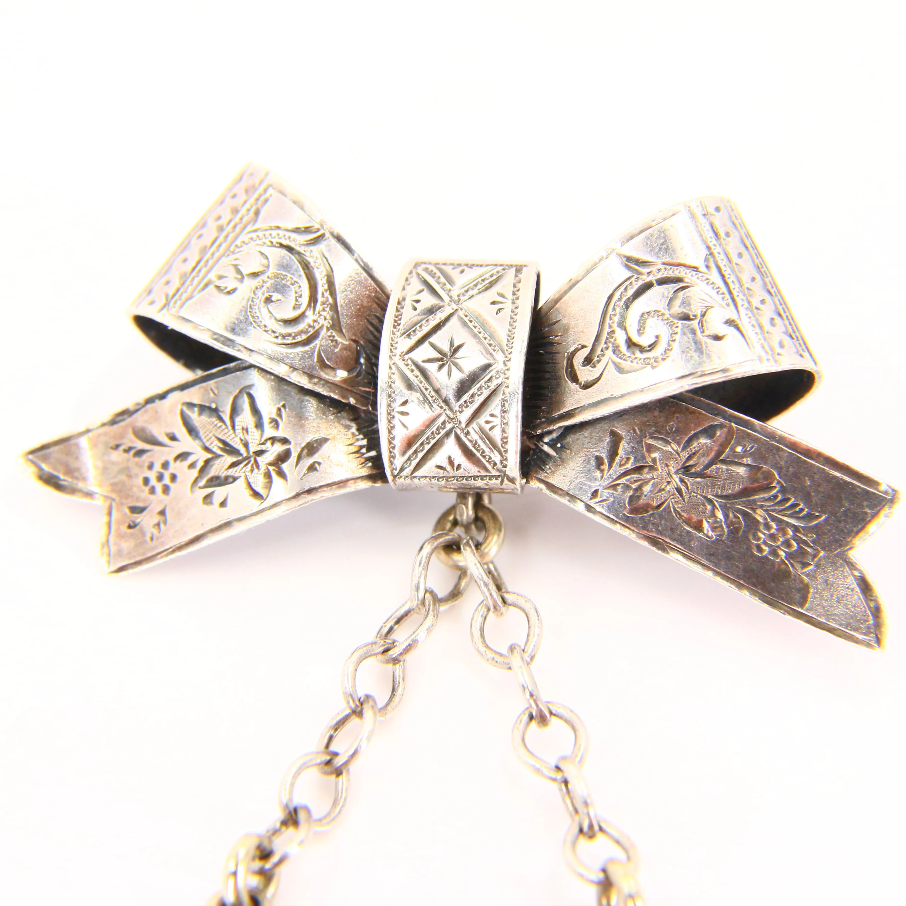 Antique Silver Hallmarked Bow Brooch Suspending Silver Nielo Decorated Scene