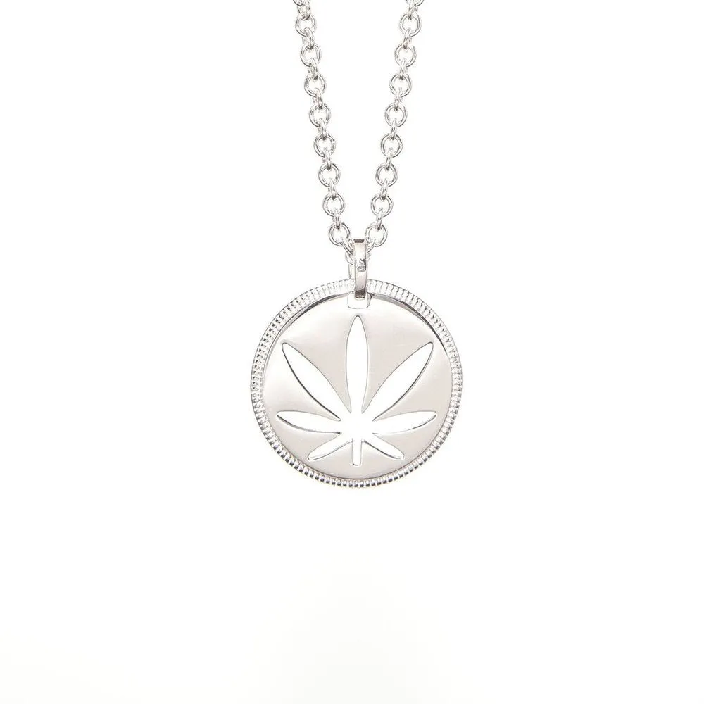 Sterling Silver Modern 7 Leaf Cutout Disc Pendant - Detailed edge